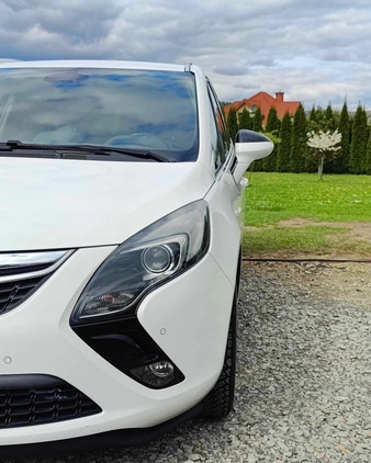 Opel Zafira cena 34900 przebieg: 180200, rok produkcji 2015 z Goniądz małe 529